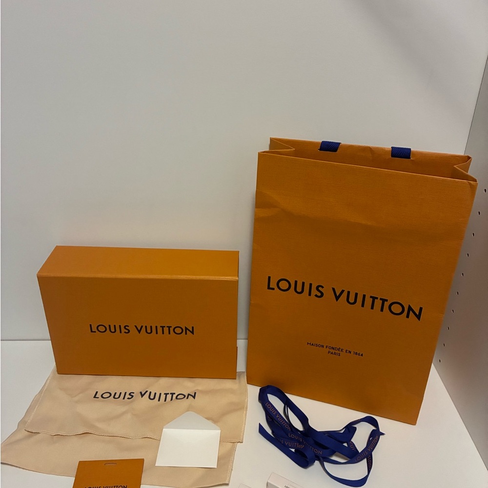 Louis Vuitton classic gift Packaging Set, perfume samples - box / packaging only